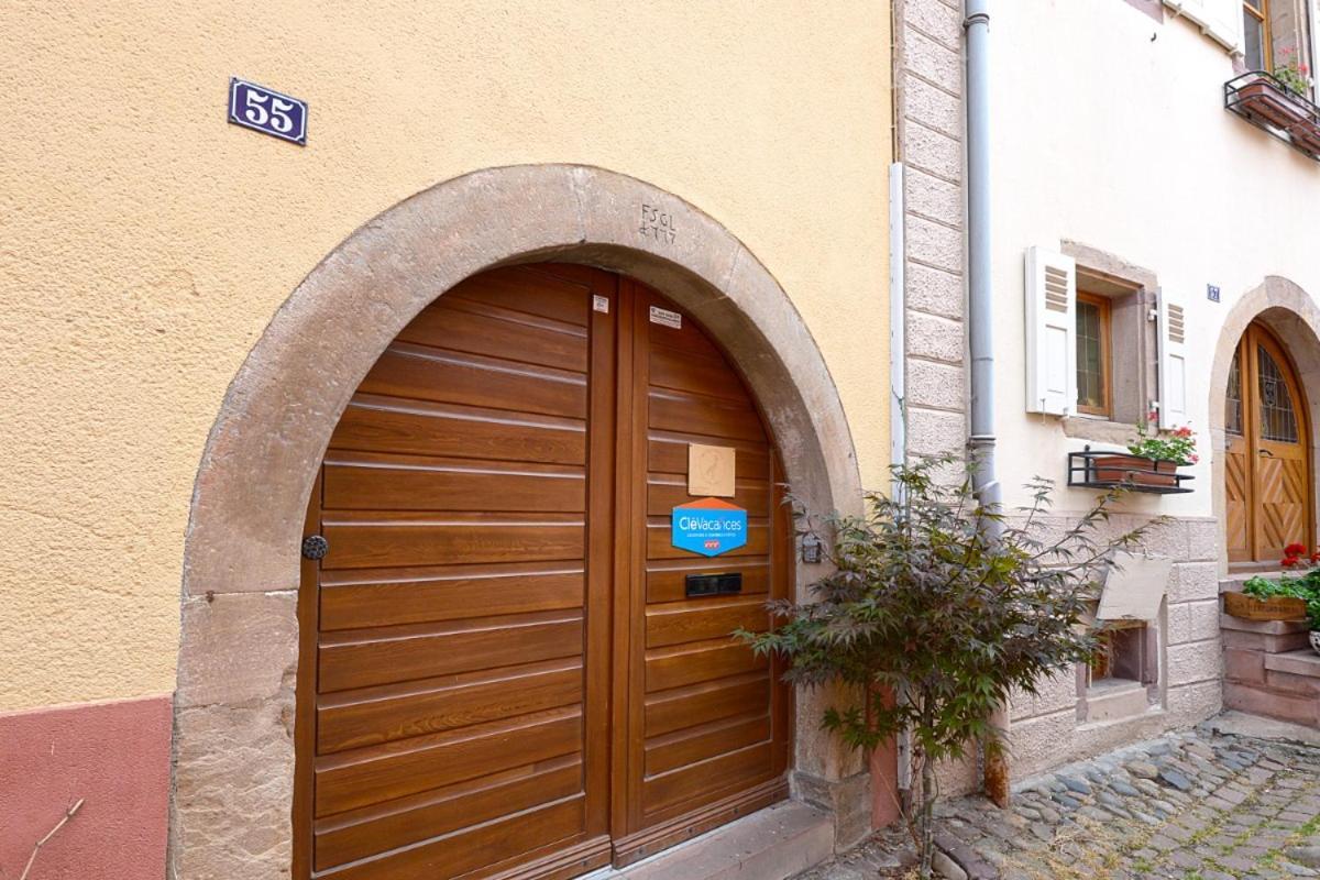 Gite Bredala Situe Dans Les Remparts Eguisheim Exterior foto